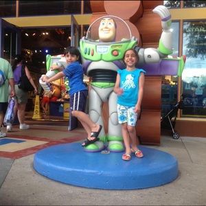 Meet your Posher, Amar